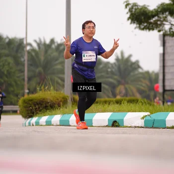 Runner Photo 7537918