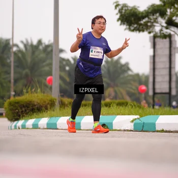 Runner Photo 7537919