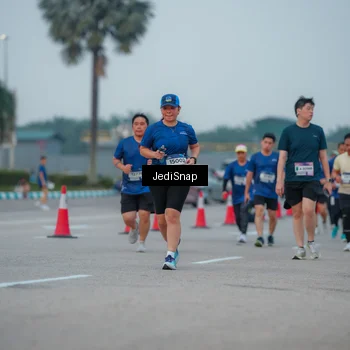 Runner Photo 7537922