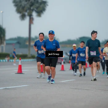 Runner Photo 7537935