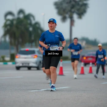 Runner Photo 7537936