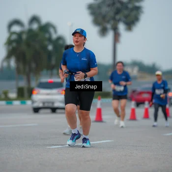 Runner Photo 7537947
