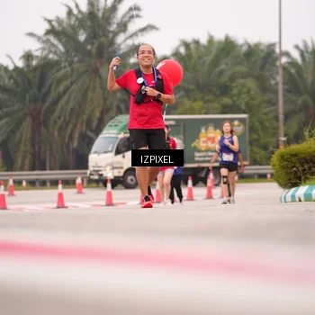 Runner Photo 7537951