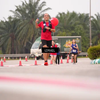 Runner Photo 7537952