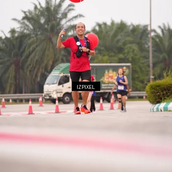 Runner Photo 7537953