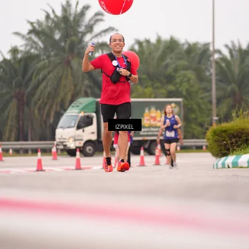 Runner Photo 7537955