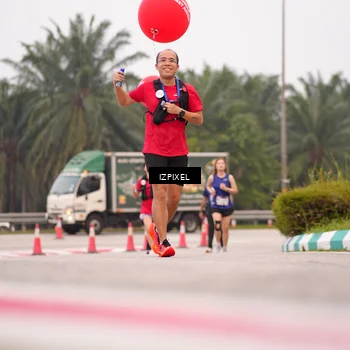 Runner Photo 7537957