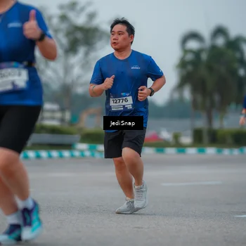 Runner Photo 7537959