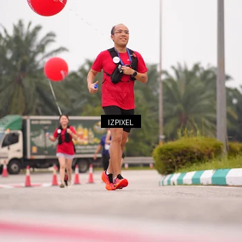 Runner Photo 7537968