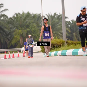 Runner Photo 7537969