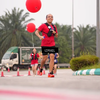 Runner Photo 7537970