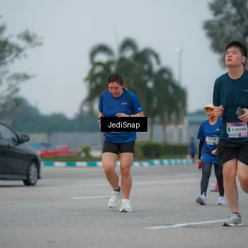 Runner Photo 7537978