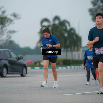 Runner Photo 7537980