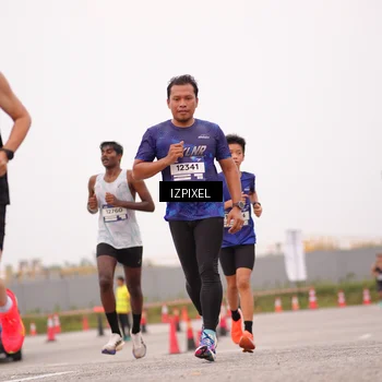 Runner Photo 7537981