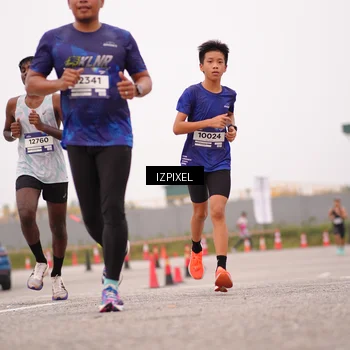 Runner Photo 7537987