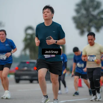 Runner Photo 7537989
