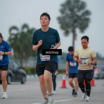 Runner Photo 7537991