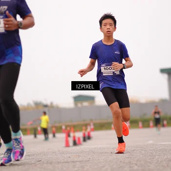 Runner Photo 7537992