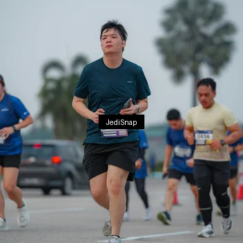 Runner Photo 7537998