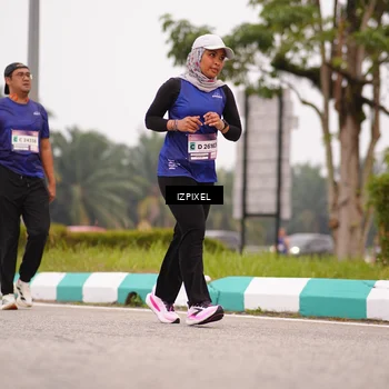 Runner Photo 7538010