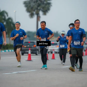Runner Photo 7538014