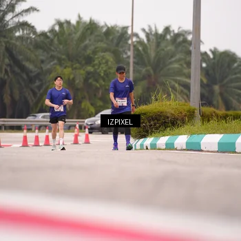 Runner Photo 7538020