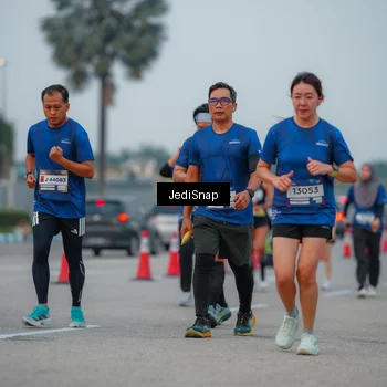 Runner Photo 7538024