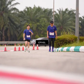 Runner Photo 7538028