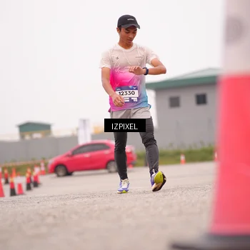 Runner Photo 7538035