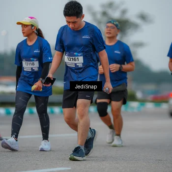 Runner Photo 7538049