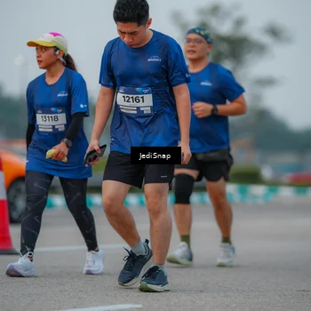 Runner Photo 7538058