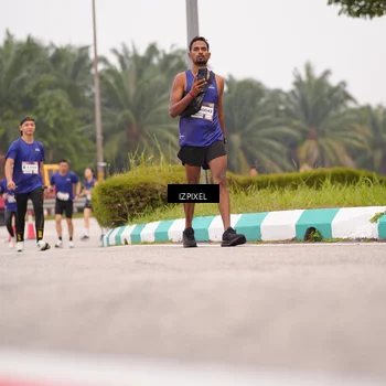 Runner Photo 7538060