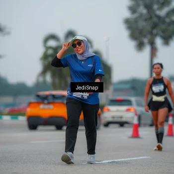 Runner Photo 7538074