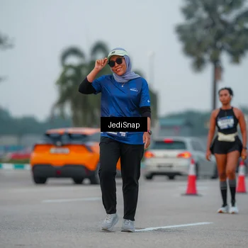 Runner Photo 7538075
