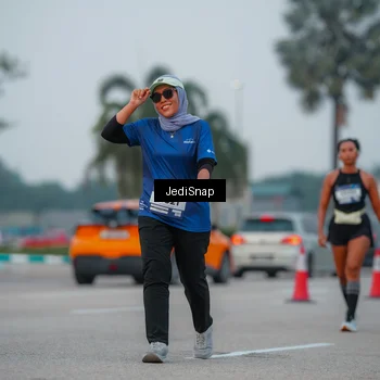 Runner Photo 7538085