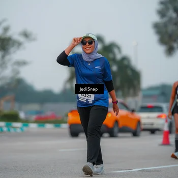 Runner Photo 7538086
