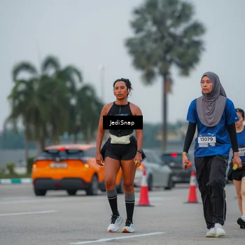 Runner Photo 7538099