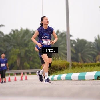 Runner Photo 7538102