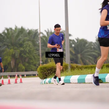 Runner Photo 7538103
