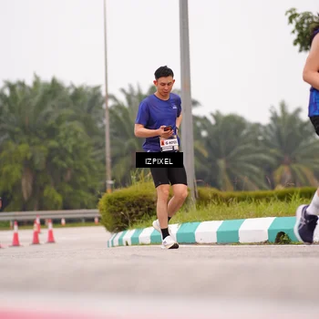 Runner Photo 7538106