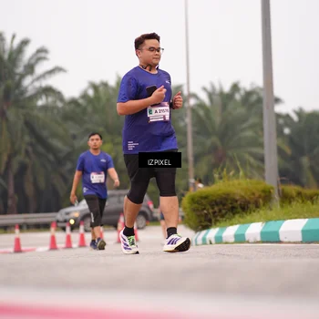 Runner Photo 7538110