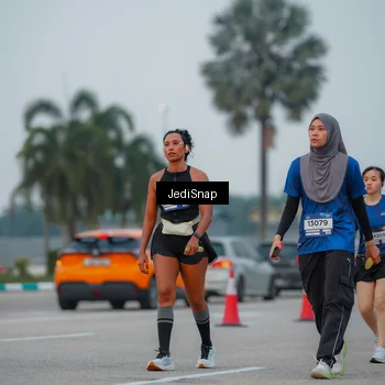 Runner Photo 7538112