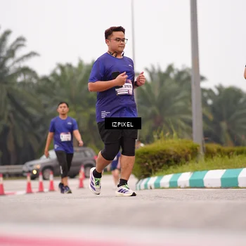 Runner Photo 7538118