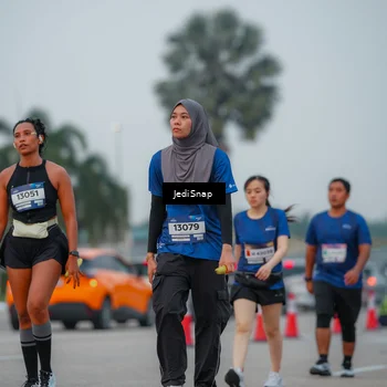 Runner Photo 7538130