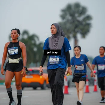 Runner Photo 7538143