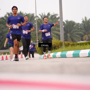 Runner Photo 7538161
