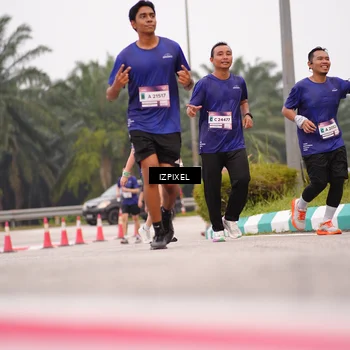 Runner Photo 7538170