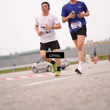 Runner Photo 7538192
