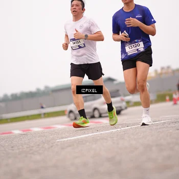 Runner Photo 7538200