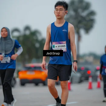Runner Photo 7538238